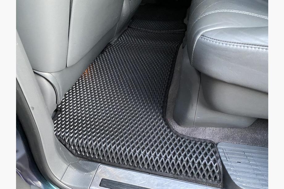 Toyota Land Cruiser 200 2007-2021 Tapis de sol en polyuréthane EVA (2007-2012, noir) Photo 3