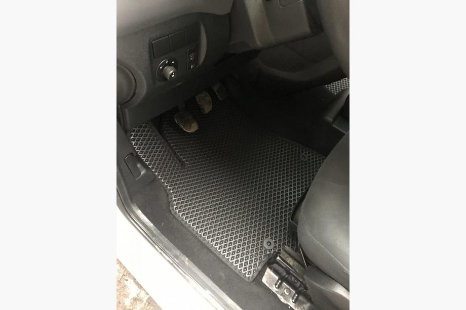 Peugeot Partner Tepee 2008-2018 Tapis de sol EVA (noirs) Avant + arrière + seuils de porte (5 pcs) Photo 2