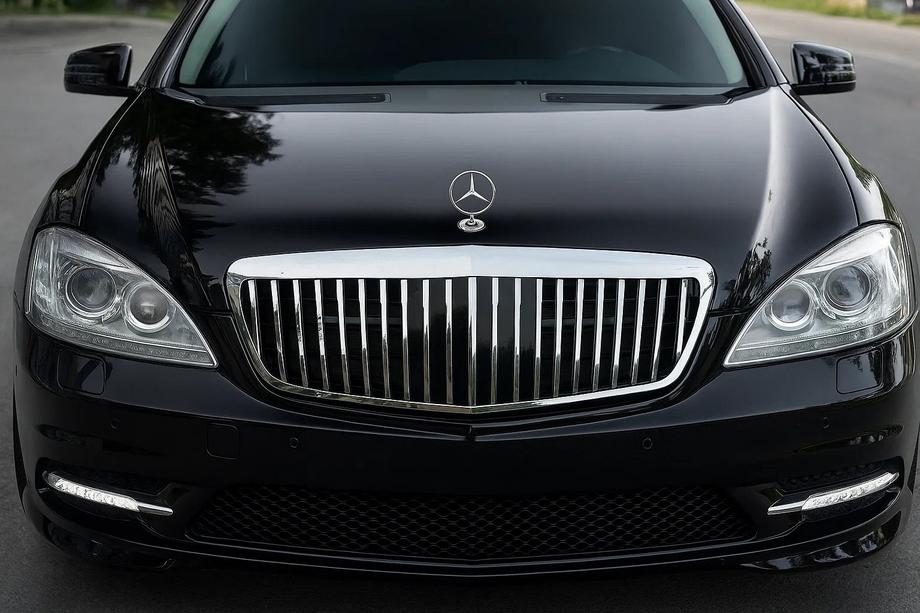 Mercedes S-сlass W221 2005-2013 Calandre Maybach V1 (2009-2013) Image