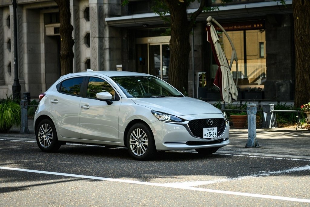 Mise à jour de la Mazda 2 à hayon sous-compacte