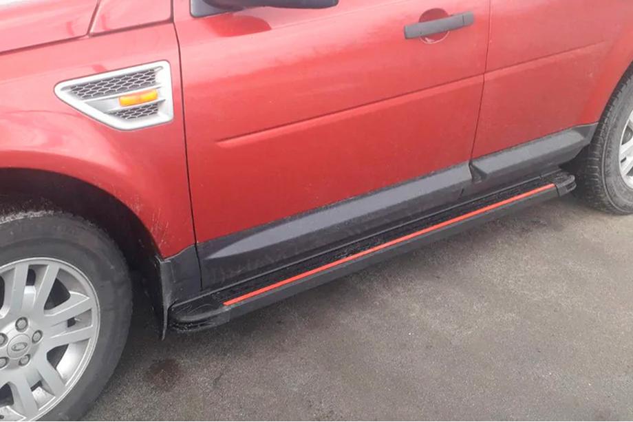 Land Rover Freelander II 2006–2014 Marchepieds Latéraux Maya Red (2 pcs, Aluminium) Image