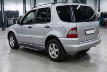 Mercedes ML W163 1997-2005 Marchepieds latéraux Bosphorus Grey (2 pcs, aluminium) photo 1