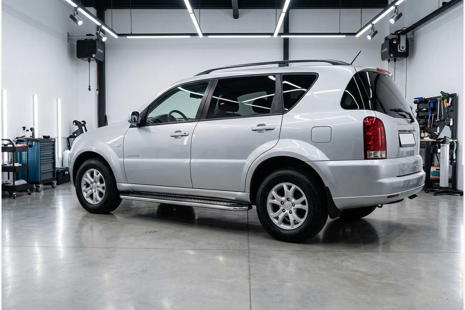 SsangYong Rexton I 2001-2017 Marchepieds Latéraux Maydos V2 (2 pcs, Aluminium & Inox) Image