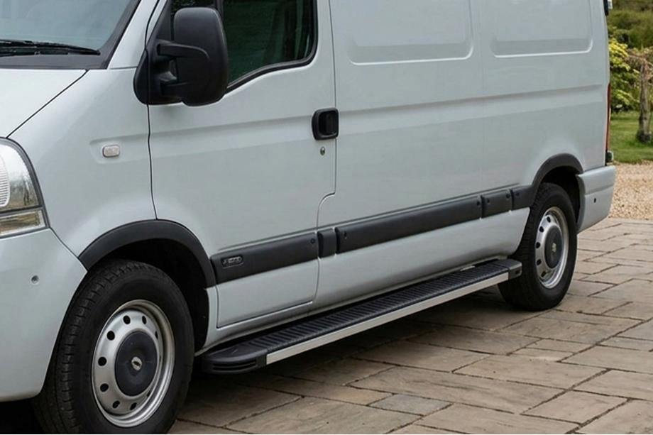 Renault Master 1998-2010 Marchepieds Latéraux Maya V1 (2 pcs, Aluminium) Image