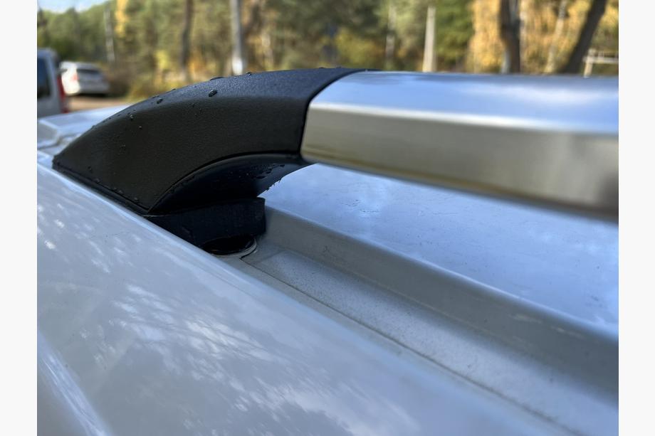 Mercedes Vito/V-class W447 2014- Barres de Toit Chrome DDU (Pieds Plastique) Empattement Moyen (LONG) Photo 6