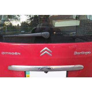 Baguette chromée au-dessus de la plaque d'immatriculation (inox) Citroen Berlingo 2008-2018 photo 1