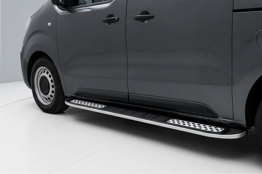 Fiat Scudo 2007-2015 Marchepieds Latéraux Tayga V2 (2 pcs, Aluminium) Image