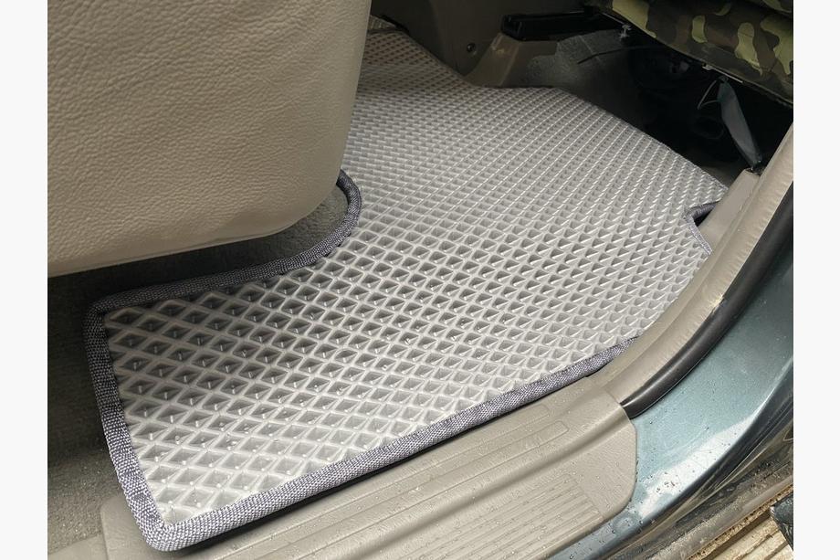 Nissan Patrol Y61 1997-2011 Tapis de sol EVA (Gris) Court, 4 pièces (avant et arrière) Photo 11