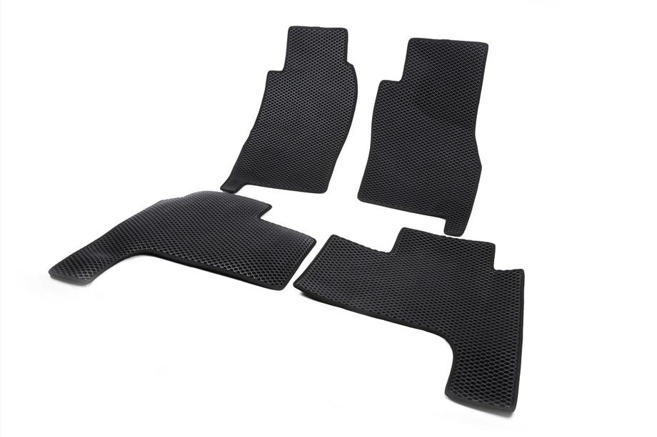 Nissan Patrol Y61 1997-2011 Tapis de sol EVA (noirs) Image
