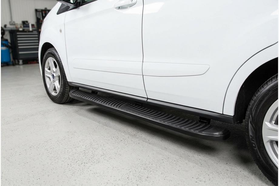 Ford Courier 2014-2023 Marchepieds Latéraux Tayga Black (2 pcs, Aluminium) Image