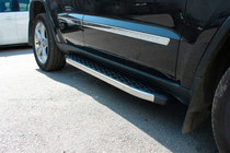 Jeep Grand Cherokee WK2 2010-2021 Marchepieds Latéraux BlackLine (2 pcs, Aluminium) photo 1