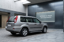 Nissan X-trail T30 2002-2007 Marchepieds Latéraux New Vision Black (2 pcs, Aluminium) photo 1