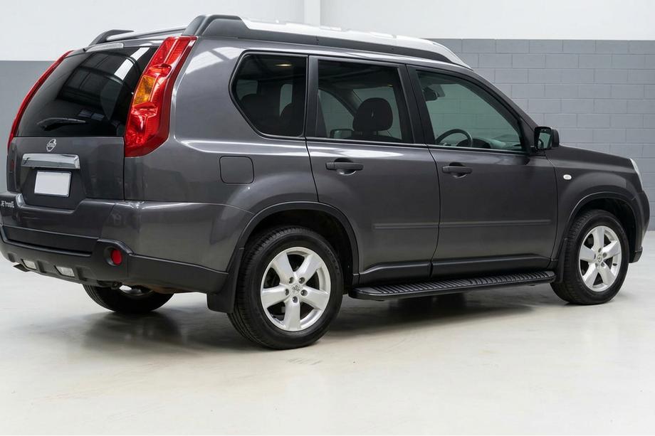 Nissan X-trail T31 2007-2014 Marchepieds Latéraux Tayga Black (2 pcs, Aluminium) Image