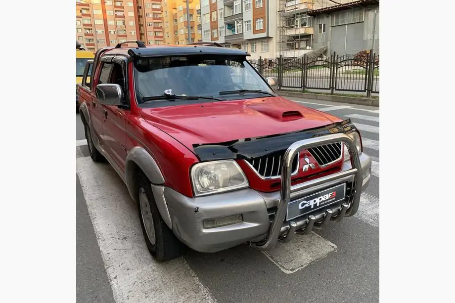 Mitsubishi L200 1996-2006 Déflecteur de capot (EuroCap) Photo 4