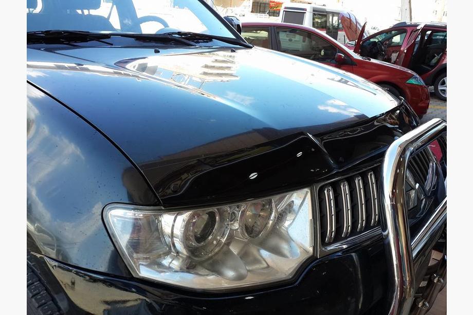 Mitsubishi L200 2006-2015 Déflecteur de capot (EuroCap) Photo 5