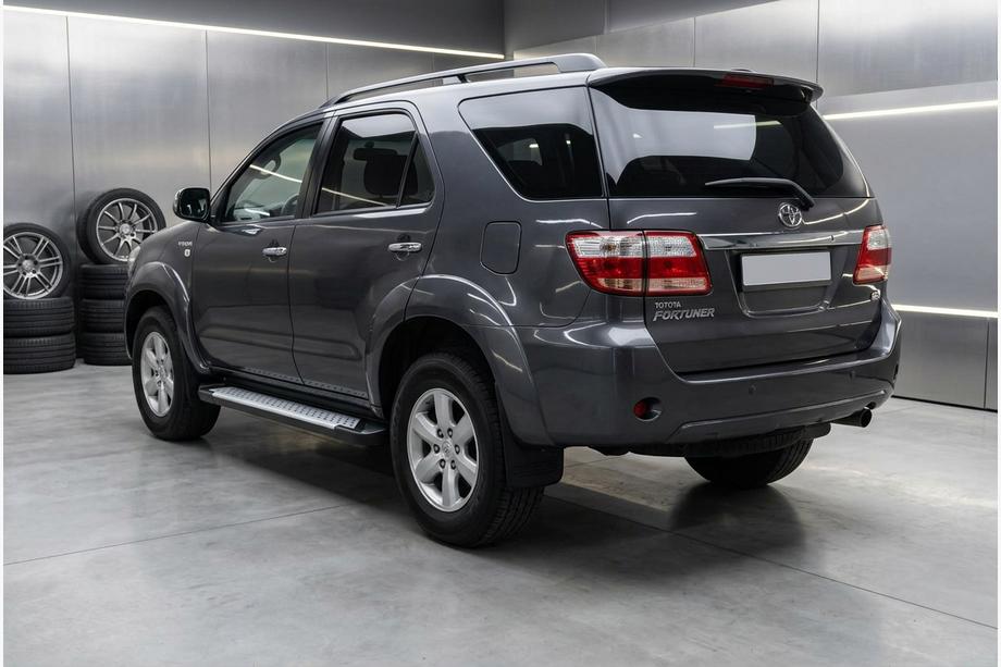 Toyota Fortuner 2006-2015 Marchepieds Latéraux Allmond Grey (2 pcs, Aluminium) Image