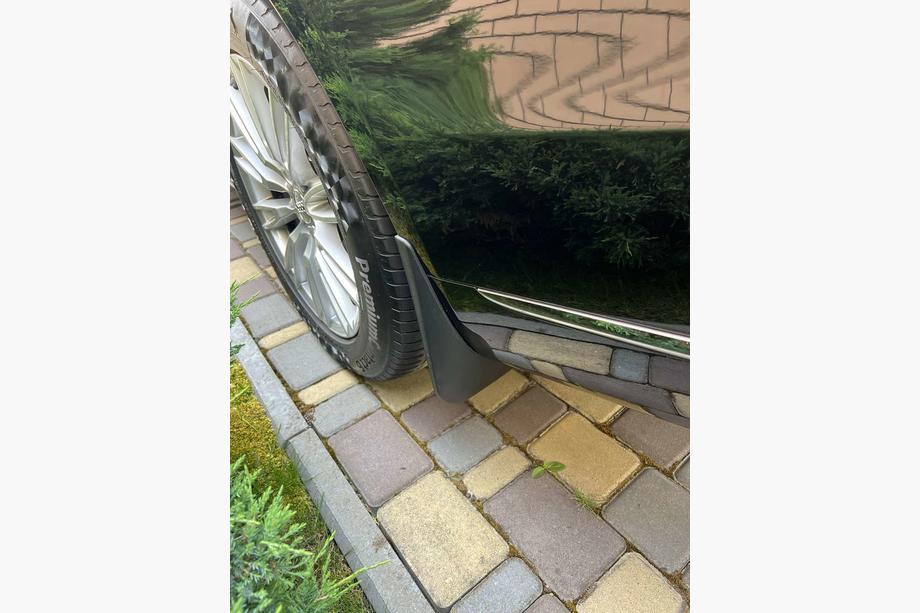 Audi A8 2010-2018 Bavettes d'origine Premium A8/A8L (4 pcs) Image