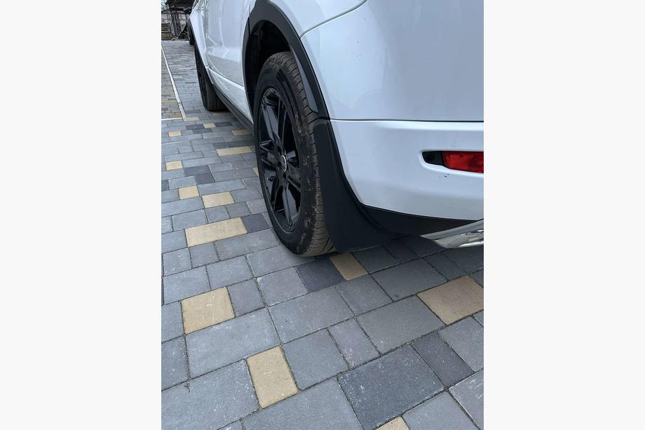 Range Rover Evoque 2012-2018 Bavettes d'origine Premium Dynamic (4 pcs) Photo 5
