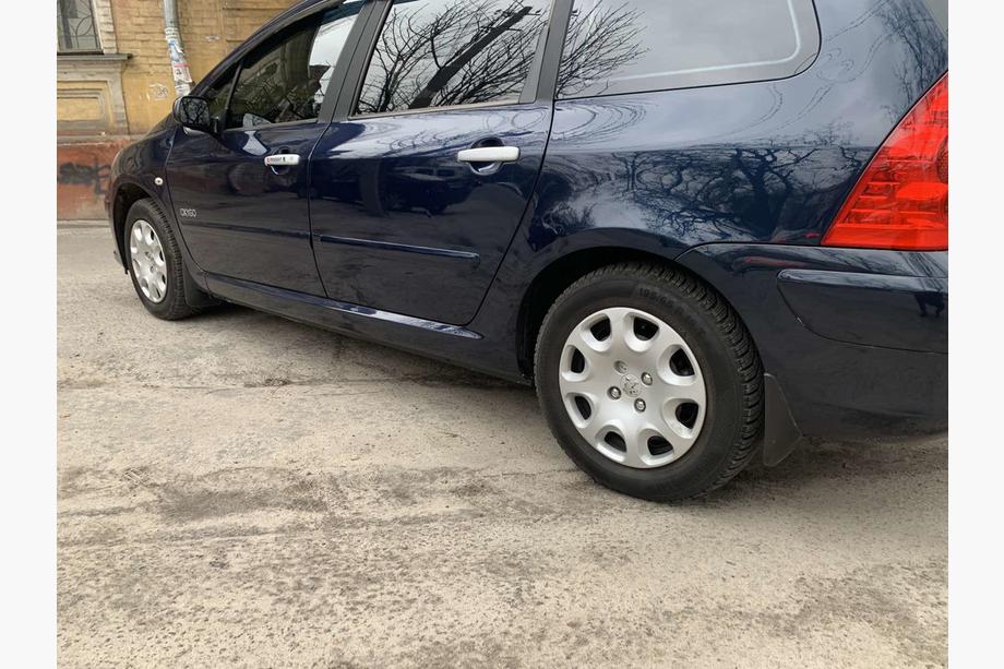 Peugeot 307 2001-2008 Bavettes Premium (4 pcs) Image