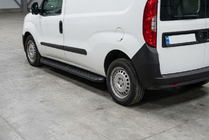 Opel Combo 2012-2018 Marchepieds Latéraux Tayga Black (2 pcs, Aluminium) photo 1