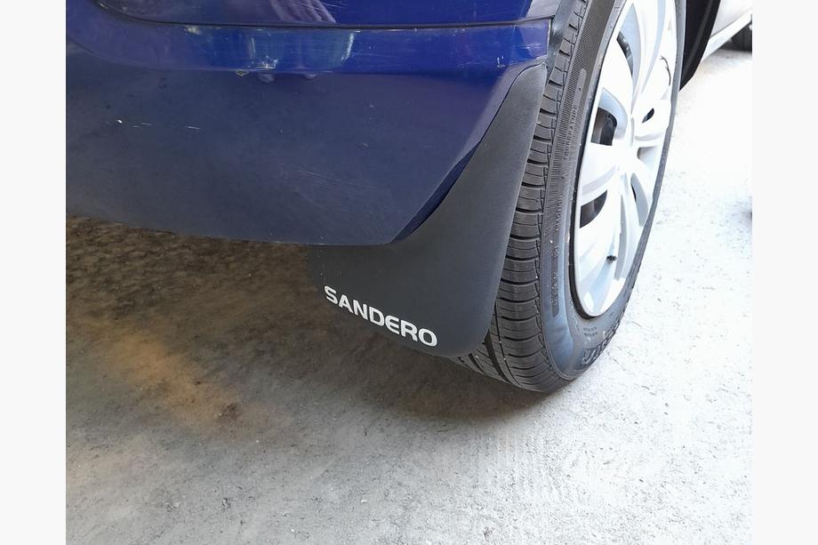Dacia Sandero 2007-2013 Bavettes arriere (2 pcs) Image