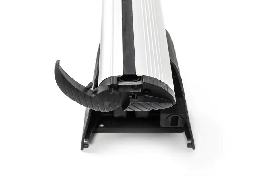 Ford Focus IV 2018- Barres de toit pour toit lisse (2 pcs, Asaf V4) Photo 14