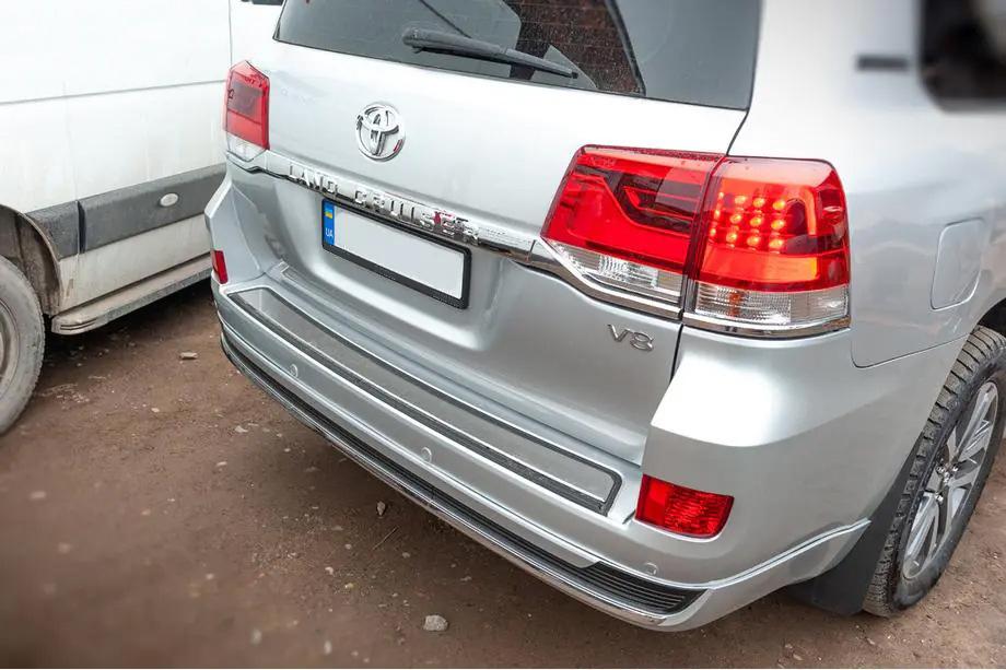Toyota Land Cruiser 200 2007-2021 Feux Arrière 2016-2021 (Standard OEM) Feu arriere droit exterieur (aile) Photo 5