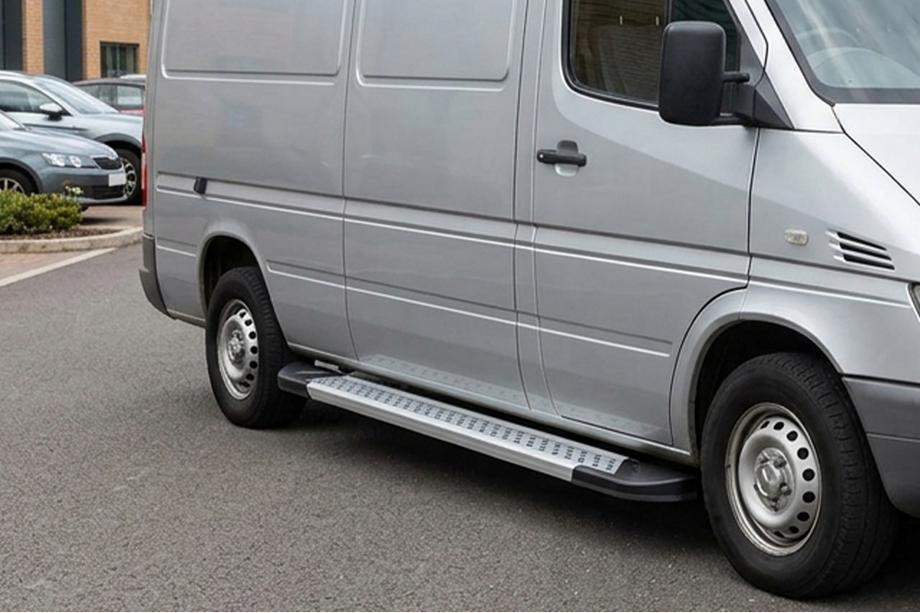 Volkswagen LT 1995-2006 Marchepieds Latéraux New Vision Grey (2 pcs, Aluminium) Image