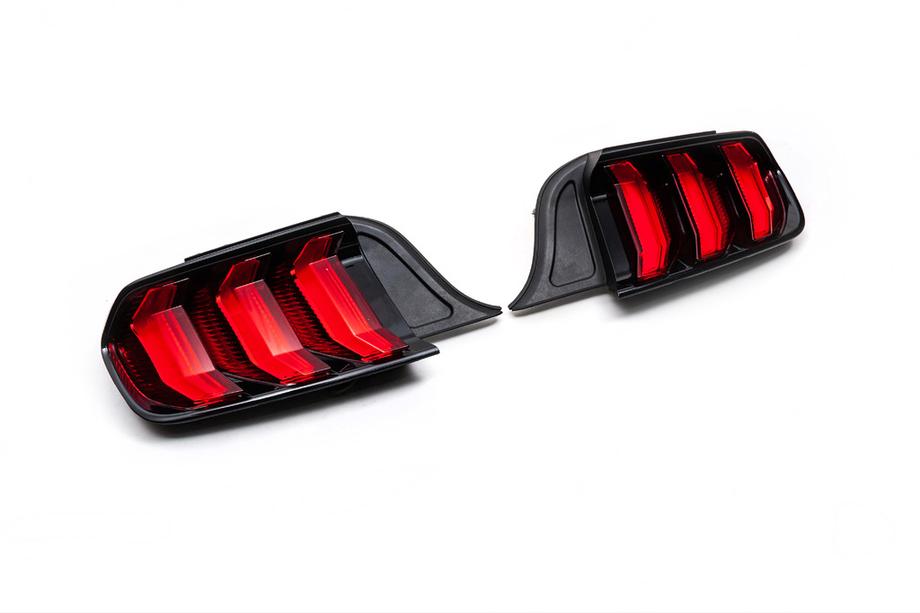 Ford Mustang 2015-2023 Feux arrière OEM (USA, 2 pièces, 2015+) Photo 3