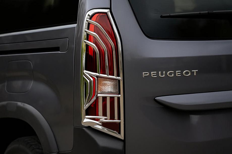 Peugeot Partner/Rifter 2019- Couvre-feux Arrière Chromés (2 pcs, ABS) Image