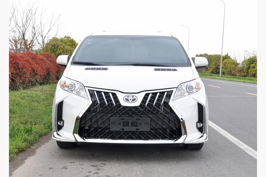 Toyota Sienna 2010-2020 Kit carrosserie complet style LM Image