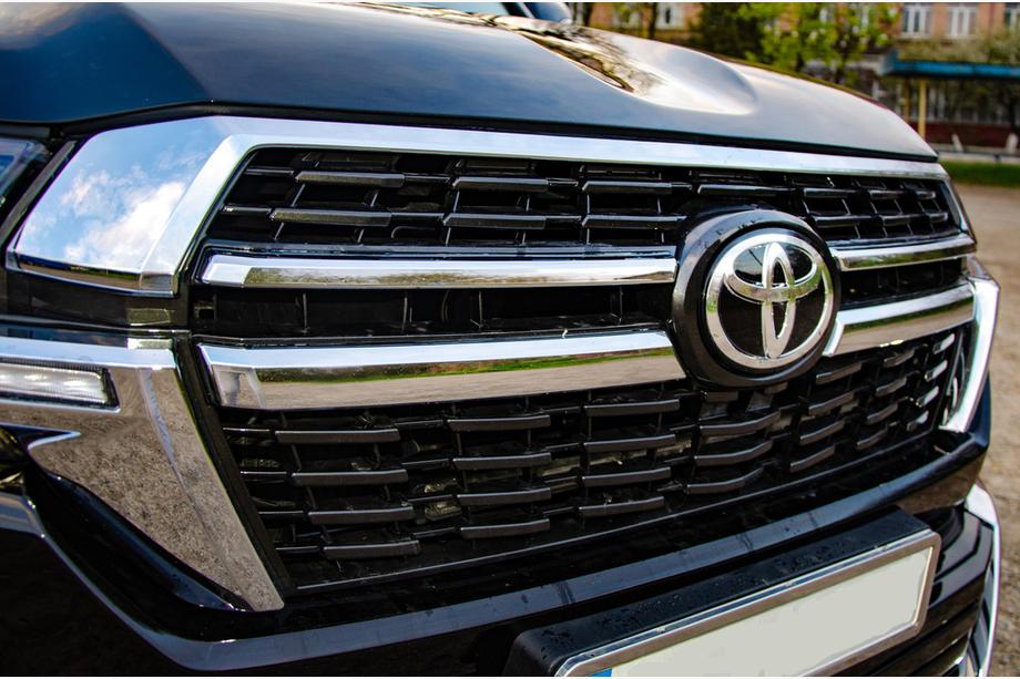Toyota Land Cruiser 200 2007-2021 Kit carrosserie 2016-2021 (Executive 2021) Blanc Photo 16