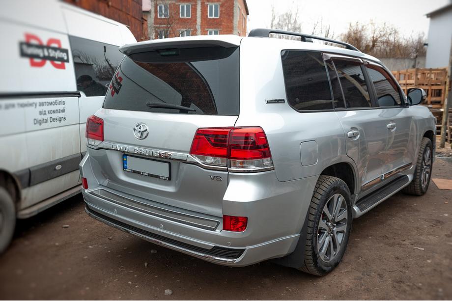 Toyota Land Cruiser 200 2007-2021 Kit carrosserie 2016-2021 (Executive 2021) Blanc Photo 7
