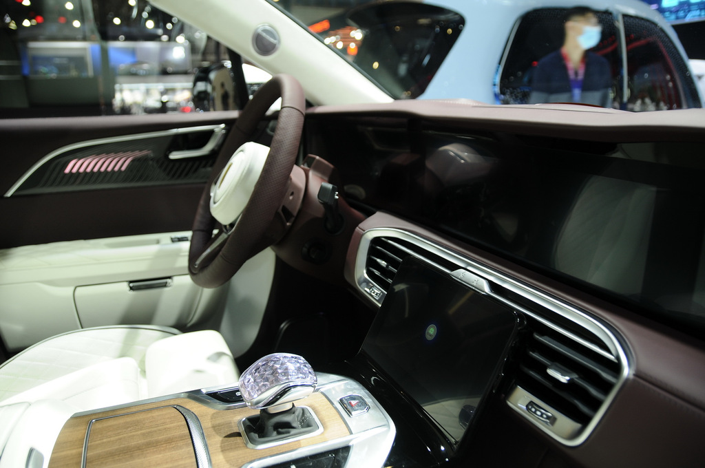 Hongqi E-HS9: analogue chinois électrique de Rolls-Royce Cullinan