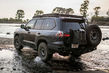 Modification de la Lexus J201: seules les filles sont dans la «boue» photo 3