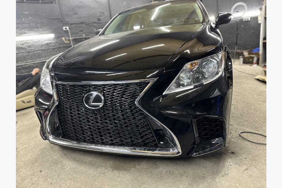 Lexus LS 2007-2017 Pare-chocs avant (2007-2013 F-Sport) Photo 6