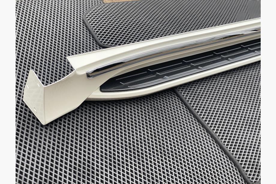 Toyota Land Cruiser 200 2007-2021 Marchepieds Latéraux Exclusive (Design 2021) Photo 5