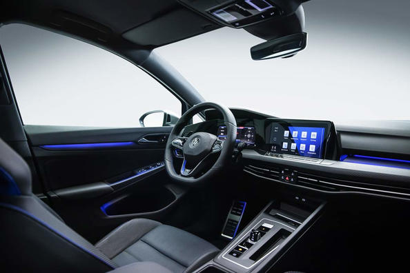 Présentation de la modification à chaud de la Volkswagen Golf R à hayon de la huitième génération Photo 4