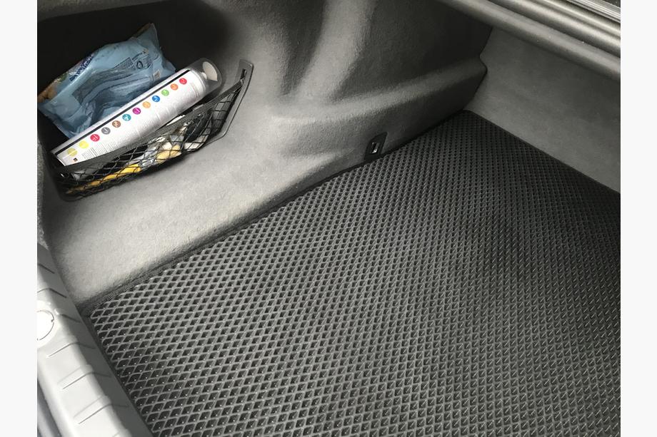 BMW 7 Series F01/F02 2008-2015 Tapis de coffre EVA (pour F02, Noir) Photo 2