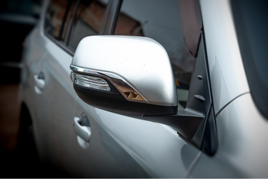Toyota Land Cruiser 200 2007-2021 Rétroviseur Complet Executive (Pour 2012-2016, 1 pc) Blanc (droit) Photo 1