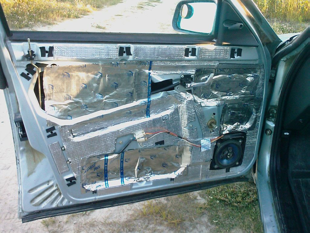 Insonorisation à faire soi-même des portes VAZ 2110