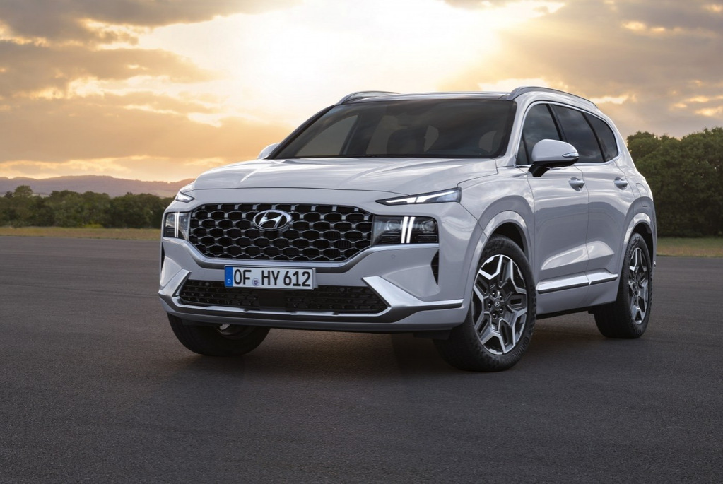 La version mise à jour du crossover Hyundai Santa Fe est déjà en vente