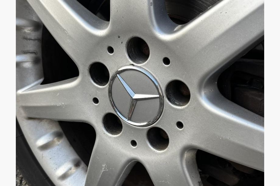 Mercedes-Benz Enjoliveurs de jante 70/75 mm avec anneau (4 pcs, gris) Photo 3