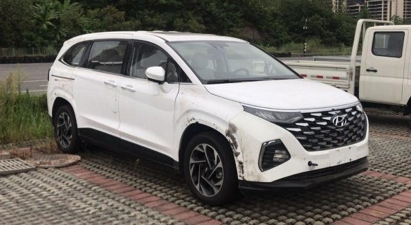 Hyundai dévoile la nouvelle fourgonnette Custo