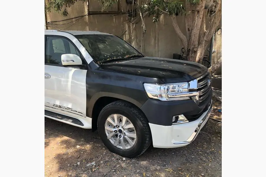 Toyota Land Cruiser 200 2007-2021 Kit de conversion facelift de LC200 2008-2015 vers 2016 Executive Photo 9