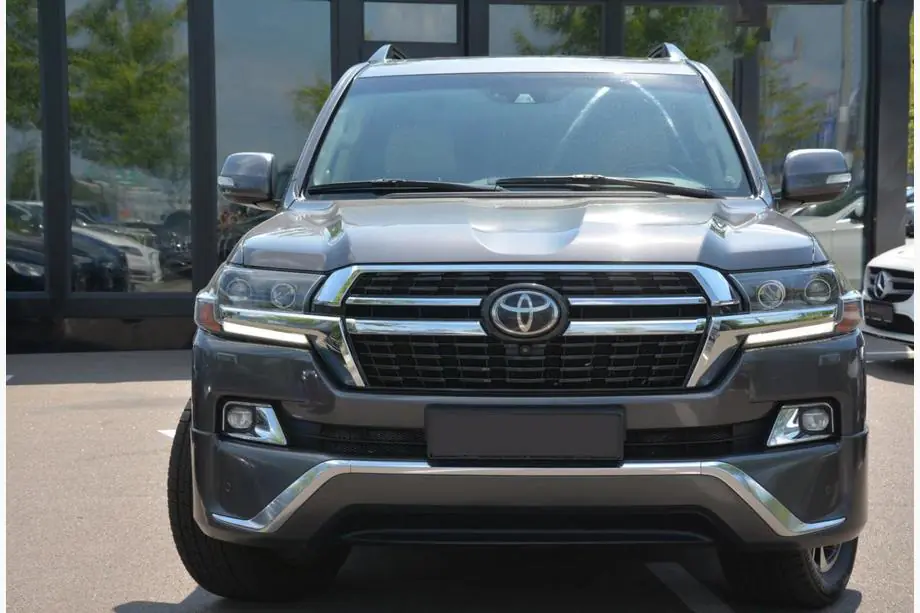 Toyota Land Cruiser 200 2007-2021 Kit de conversion facelift de LC200 2008-2015 vers 2016 Executive Photo 5