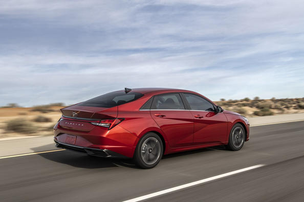 Test de la septième génération de Hyundai Elantra Photo 4