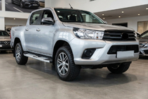 Toyota Hilux 2015- Marchepieds Latéraux Mevsim Grey (2 pcs, Aluminium) photo 1