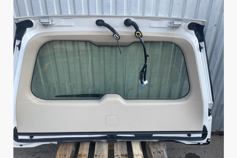 Toyota Land Cruiser 200 2007-2021 Couvercle de coffre supérieur 2016+ blanc (OCCASION, original) Photo 5