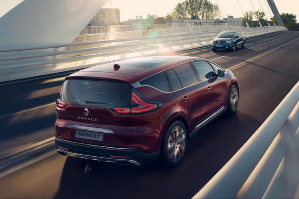 Examen de la mini-fourgonnette mise à jour Renault Espace